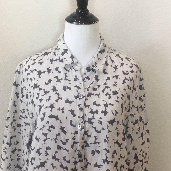 J. Jill  Linen Essential Floral button-down Medium Petite - Picture 7 of 9